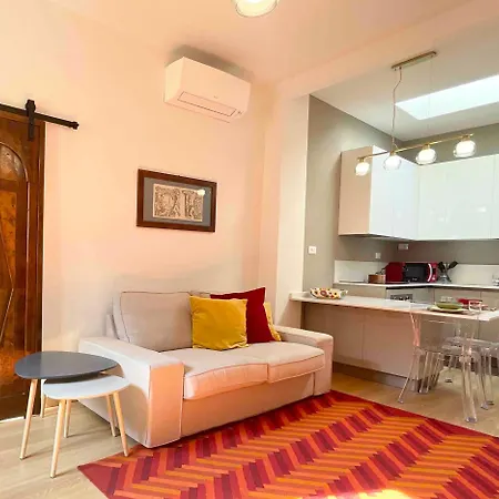 In Piccola Casa Di Corte Διαμέρισμα