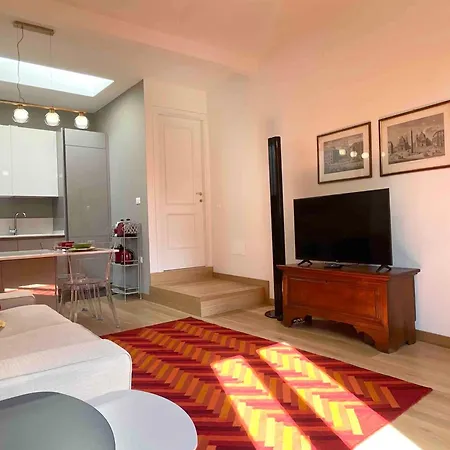 In Piccola Casa Di Corte * Μπρέσια