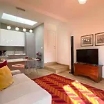 Appartamento In Piccola Casa Di Corte Brescia