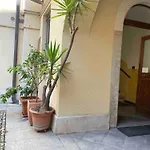 In Piccola Casa Di Corte Appartamento