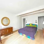 Appartamento In Piccola Casa Di Corte Brescia