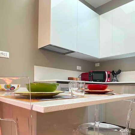 In Piccola Casa Di Corte *