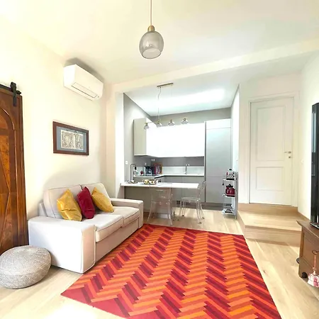 In Piccola Casa Di Corte Брешия