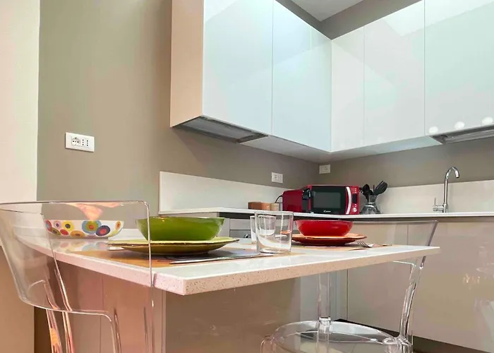 In Piccola Casa Di Corte *